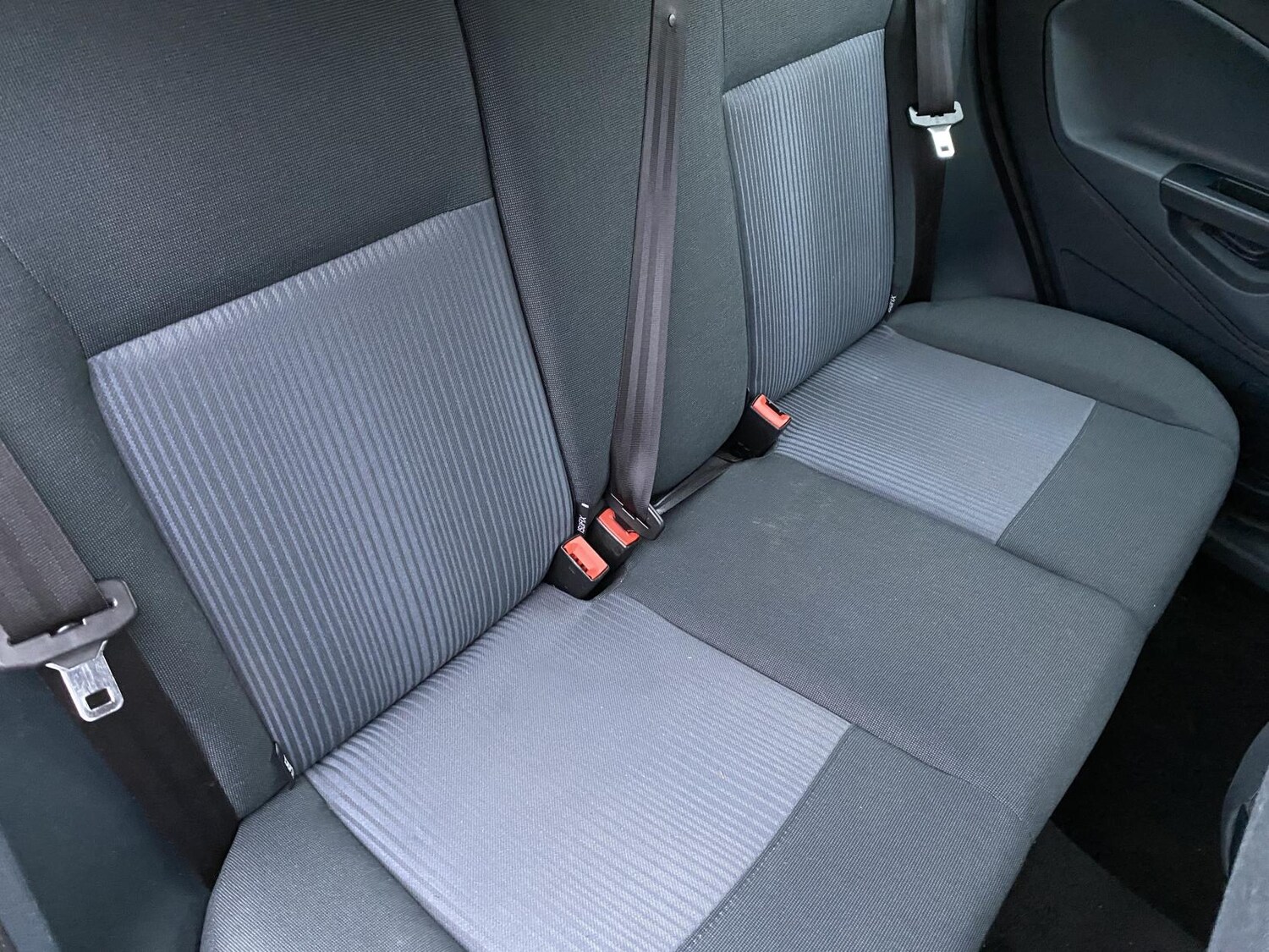 Used Ford Fiesta 2011 for sale - 77548653: Photo 31