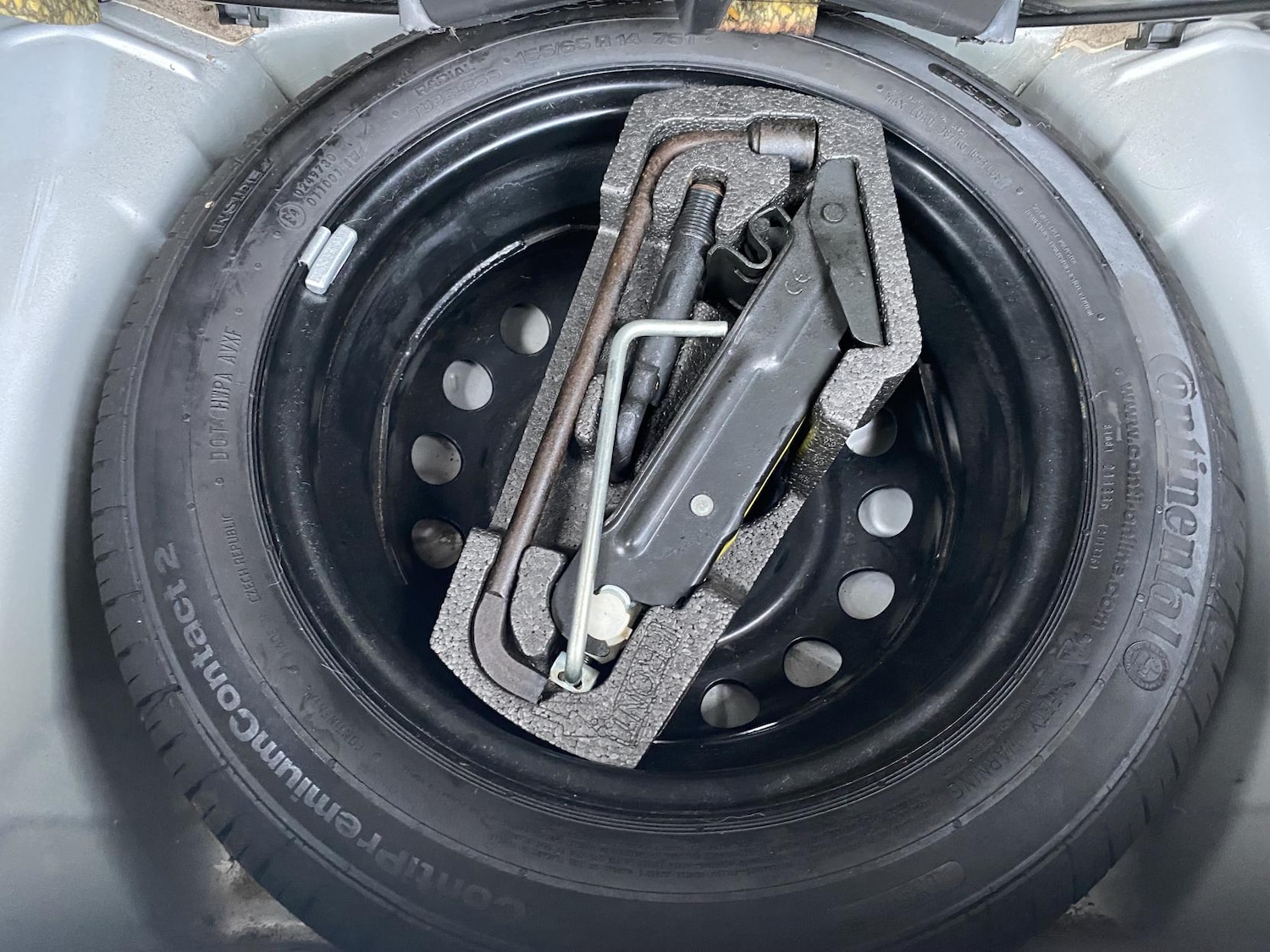 Used Toyota AYGO 2013 for sale - 77026188: Photo 11