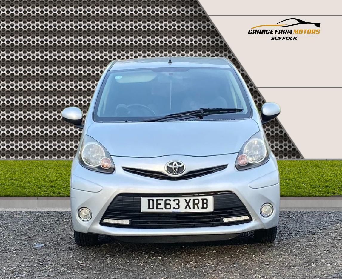 Used Toyota AYGO 2013 for sale - 77026188: Photo 2