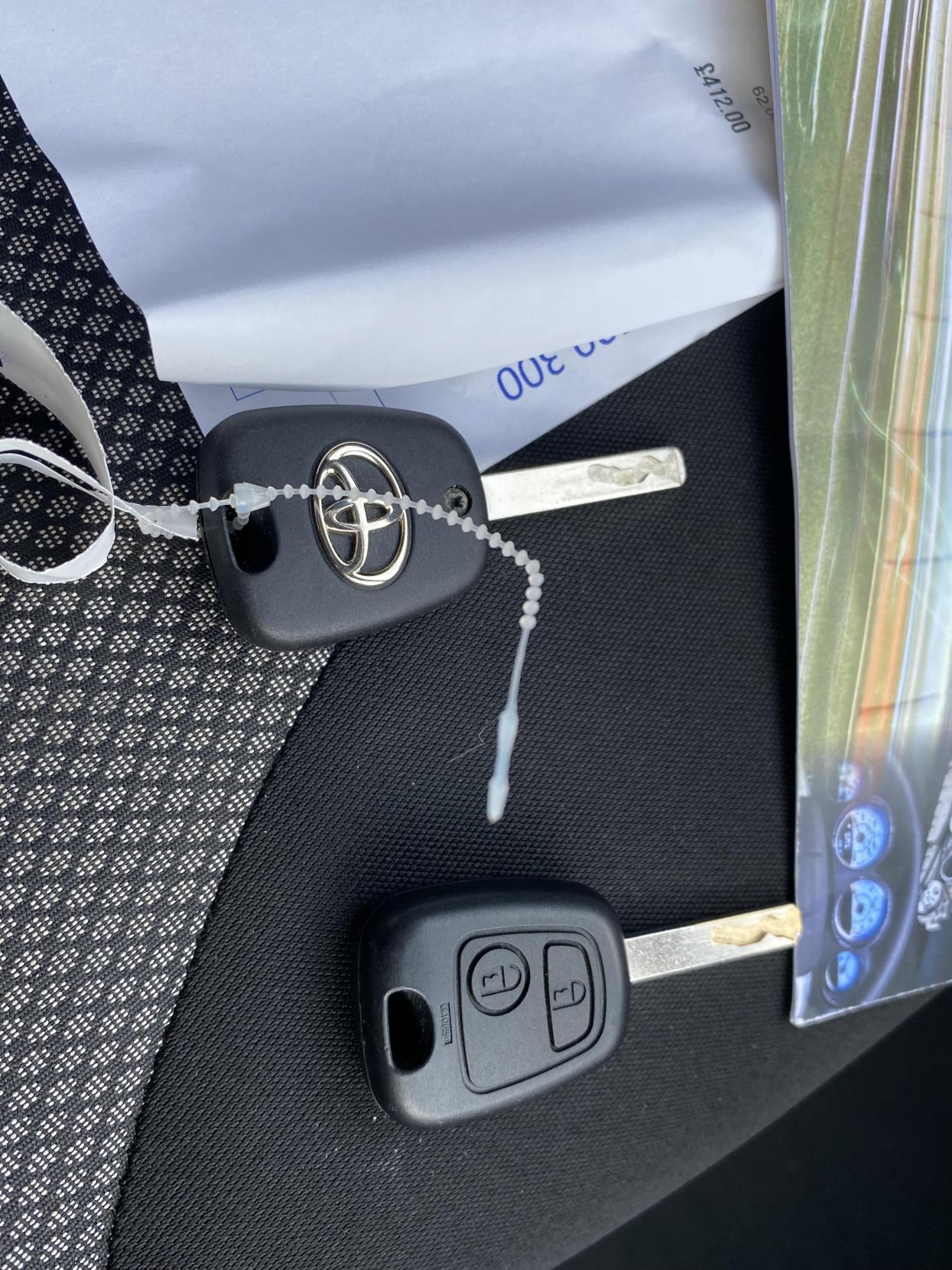 Used Toyota AYGO 2013 for sale - 77026188: Photo 29