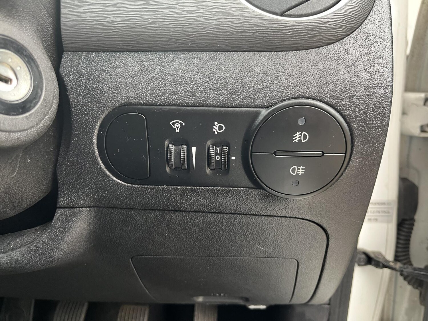 Used Hyundai i10 2014 for sale - 77682224: Photo 23