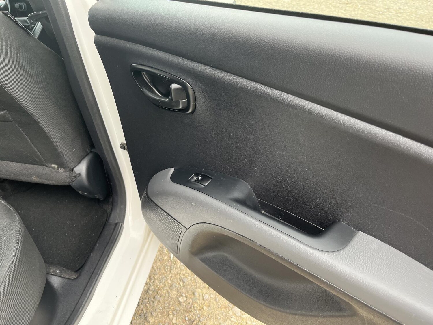 Used Hyundai i10 2014 for sale - 77682224: Photo 25