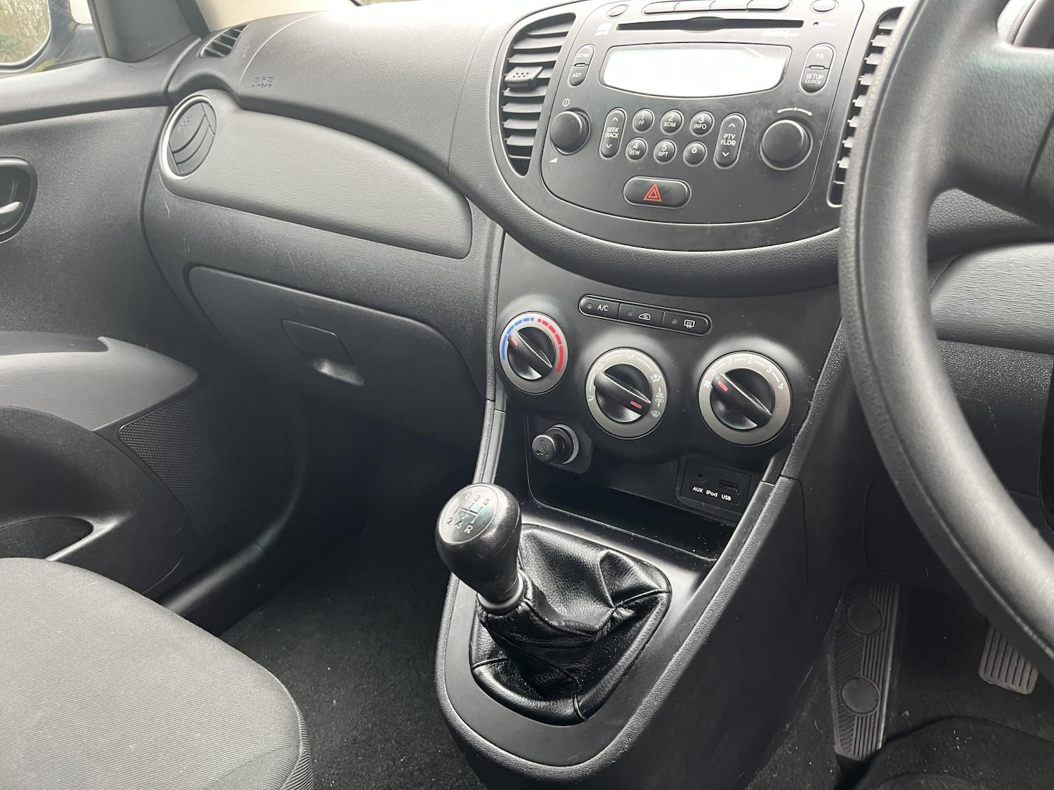 Used Hyundai i10 2014 for sale - 77682224: Photo 32