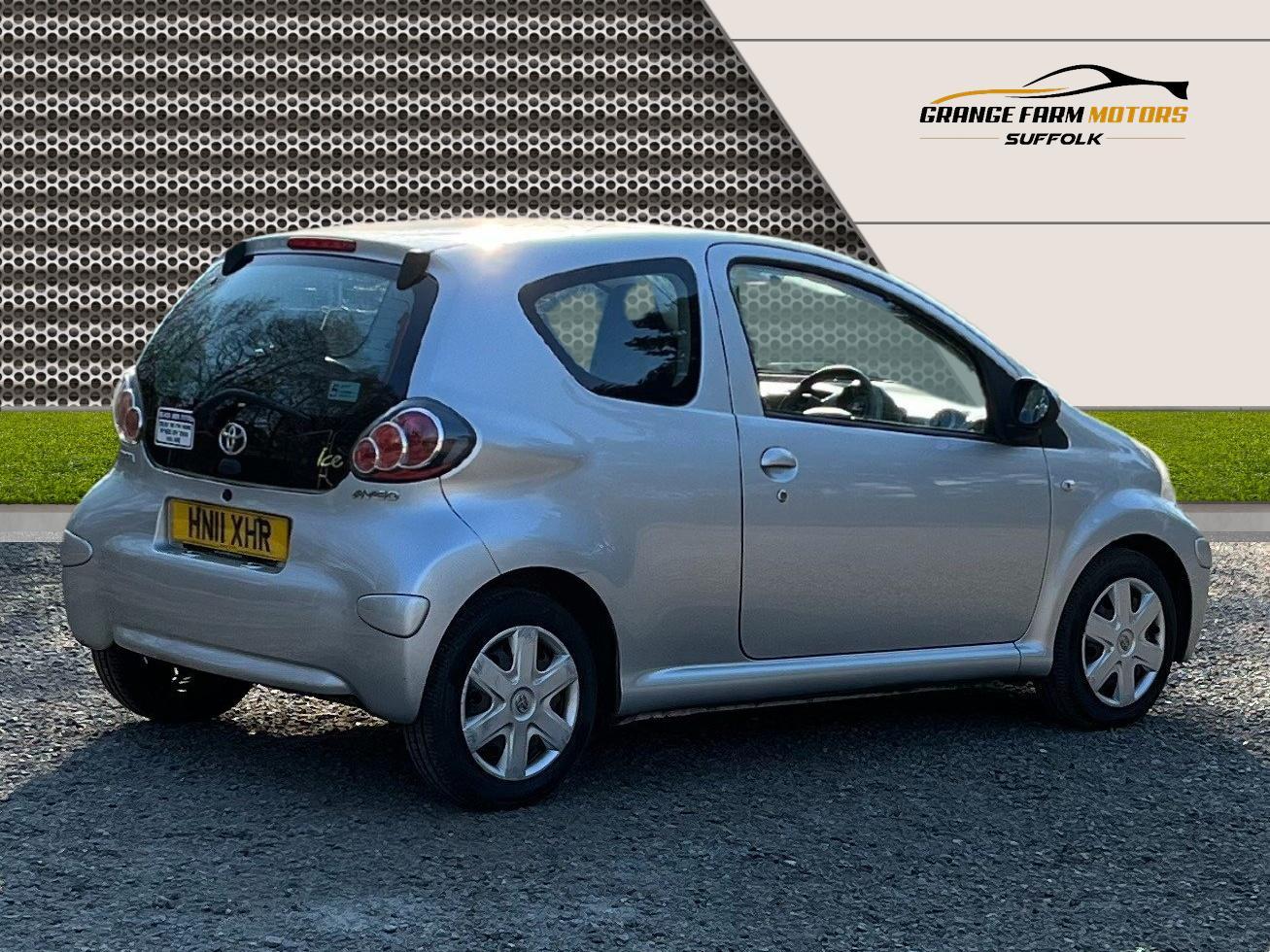 Used Toyota AYGO 2011 for sale - 77954454: Photo 2