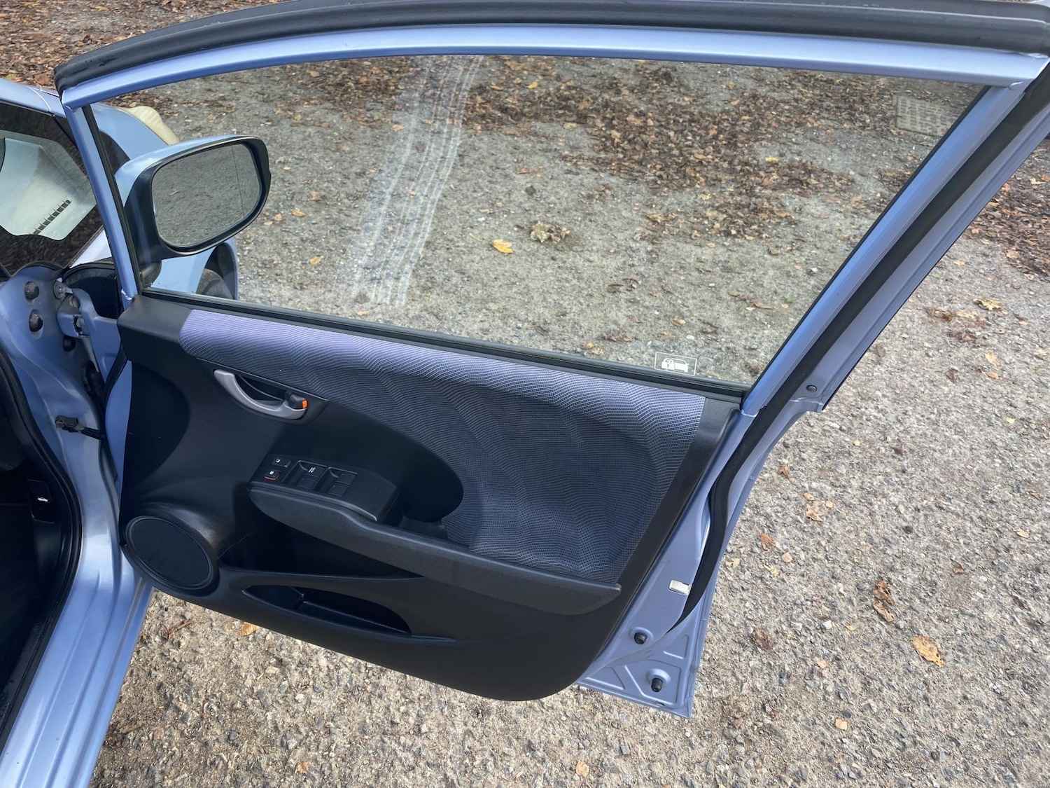 Used Honda Jazz 2009 for sale - 76618984: Photo 26