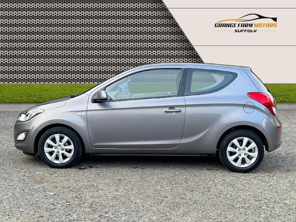 Used Hyundai i20 2013 for sale - 76306119: Photo 10