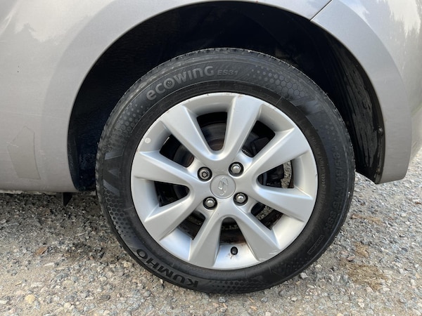 Used Hyundai i20 2013 for sale - 76306119: Photo 19