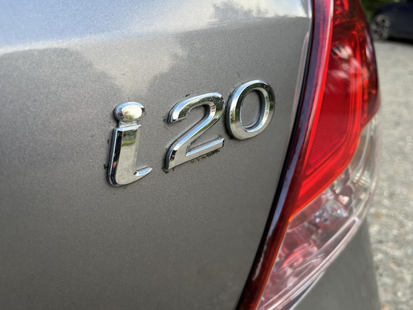 Used Hyundai i20 2013 for sale - 76306119: Photo 39