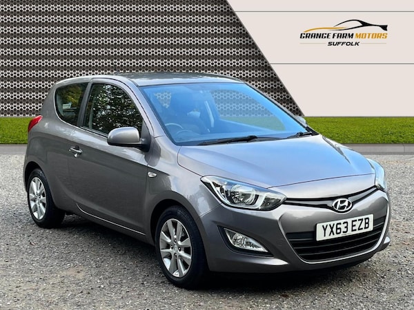 Used Hyundai i20 2013 for sale - 76306119: Photo 4