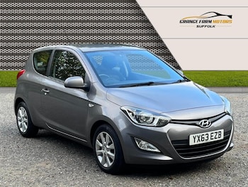 Used Hyundai i20 2013 for sale - 76306119: Photo 4