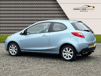 Used Mazda Mazda2 2010 for sale - 77329554: Photo