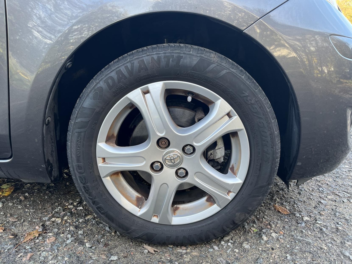 Used Toyota Yaris 2010 for sale - 76571943: Photo 12