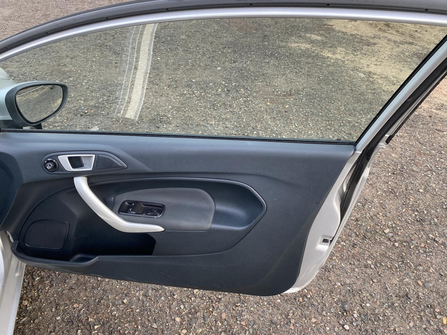 Used Ford Fiesta 2011 for sale - 77409926: Photo 26