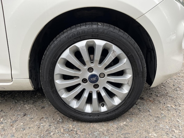 Used Ford Ka 2014 for sale - 76306113: Photo 17