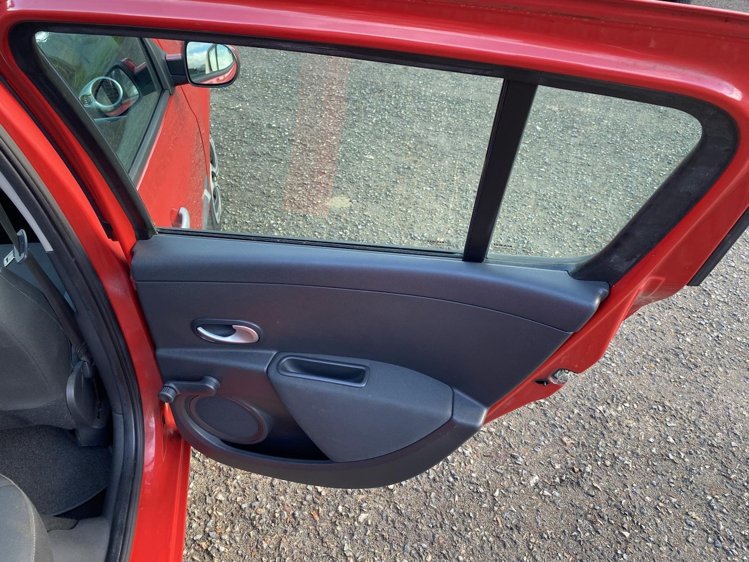 Used Renault Clio 2010 for sale - 77228507: Photo 33