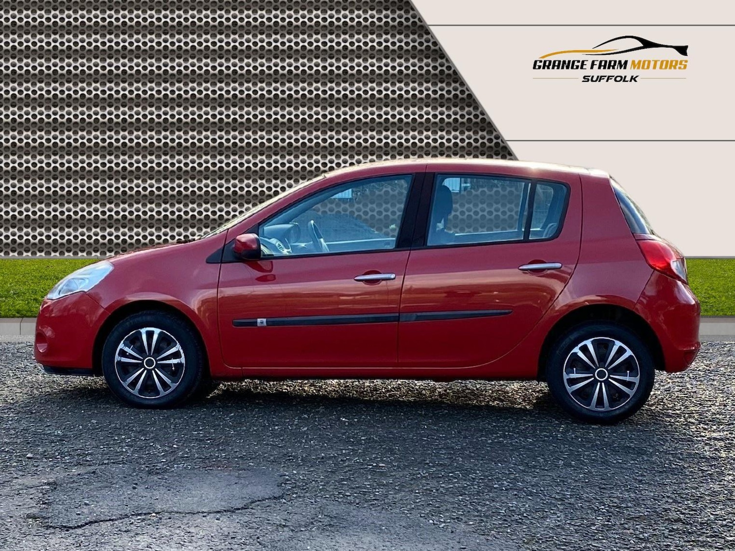 Used Renault Clio 2010 for sale - 77228507: Photo 5
