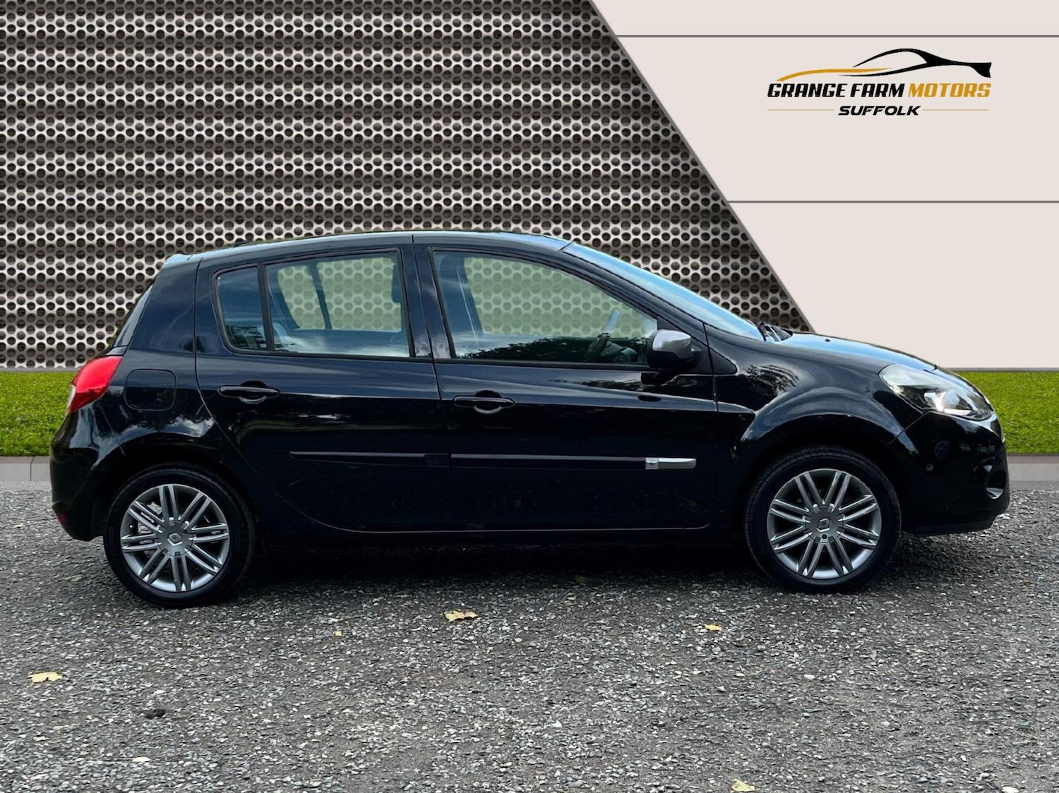 Used Renault Clio 2012 for sale - 76397292: Photo 3