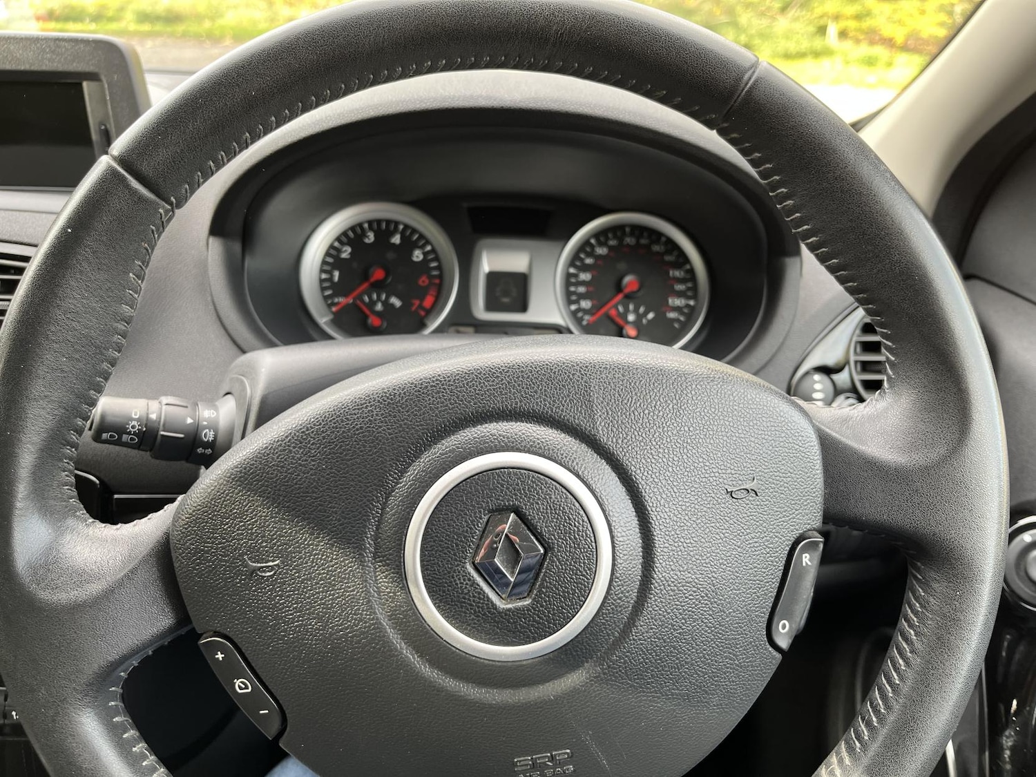 Used Renault Clio 2012 for sale - 76397292: Photo 35