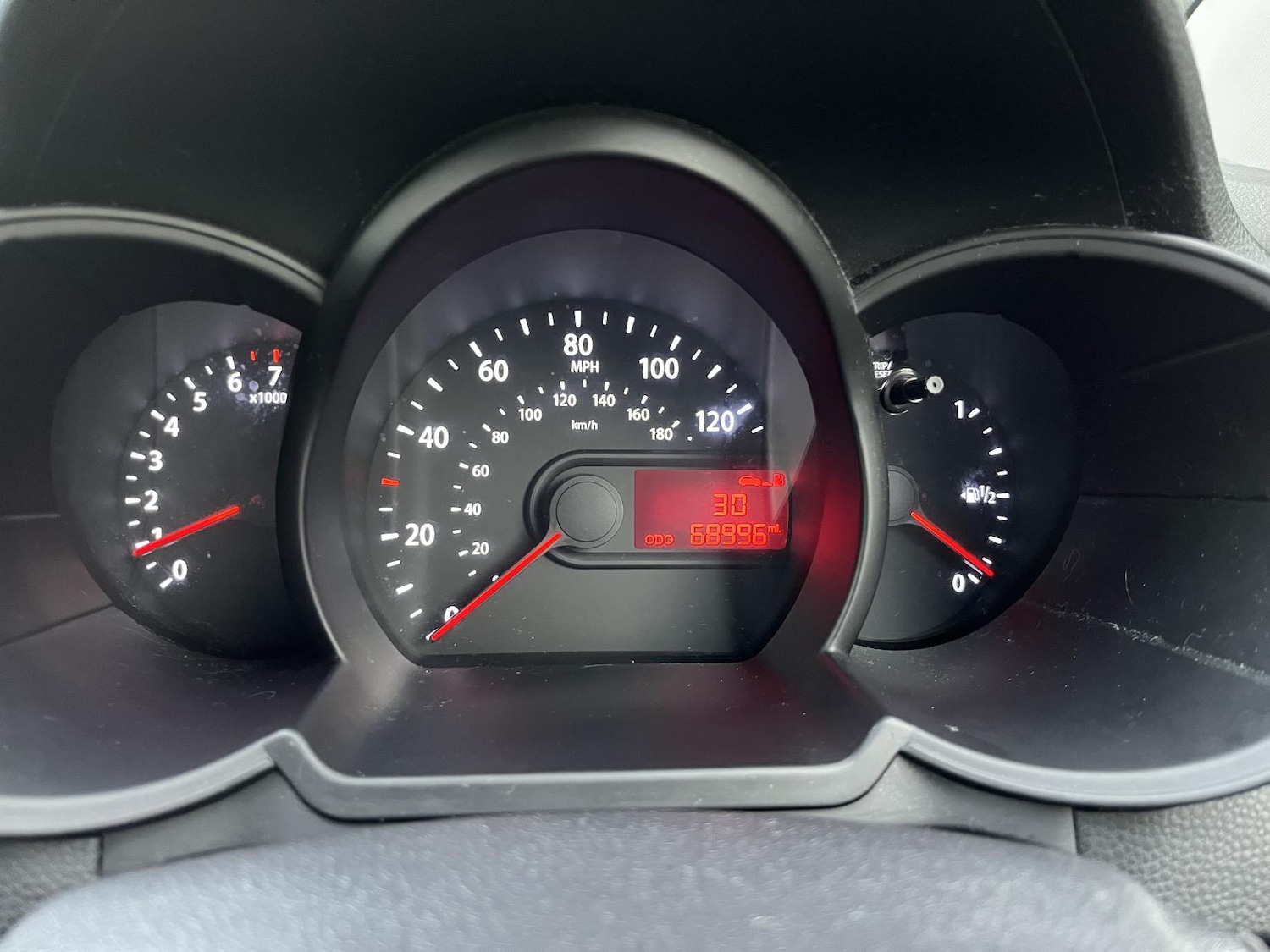 Used Kia Picanto 2011 for sale - 76352663: Photo 33