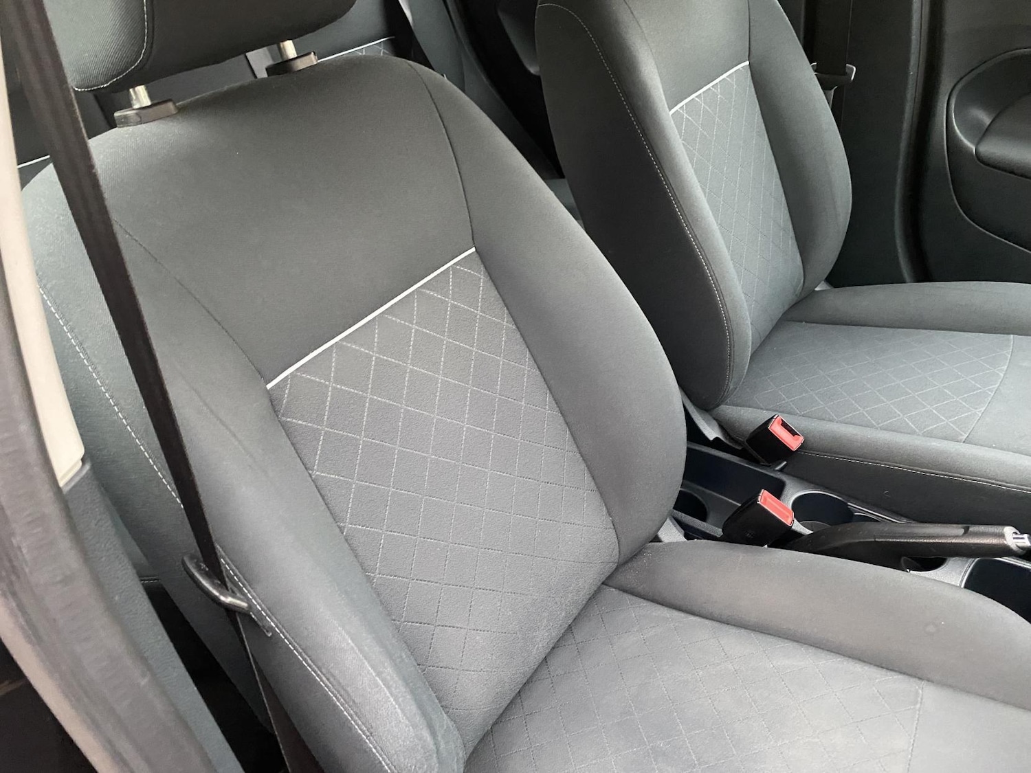 Used Ford Fiesta 2011 for sale - 76731138: Photo 11