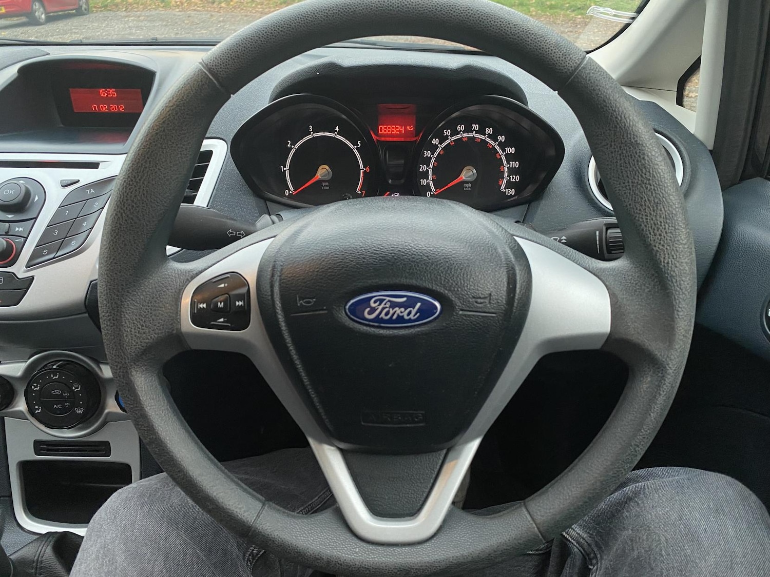 Used Ford Fiesta 2011 for sale - 76731138: Photo 13