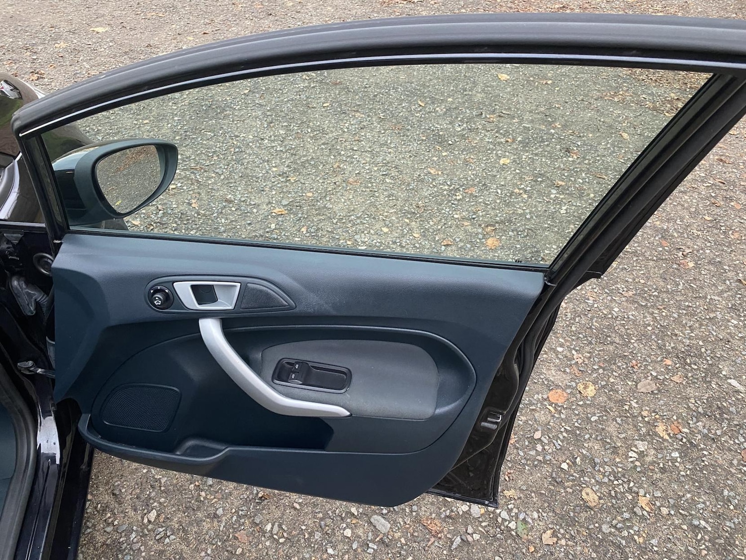 Used Ford Fiesta 2011 for sale - 76731138: Photo 23