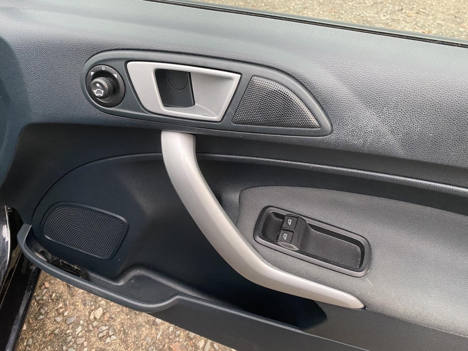 Used Ford Fiesta 2011 for sale - 76731138: Photo 24