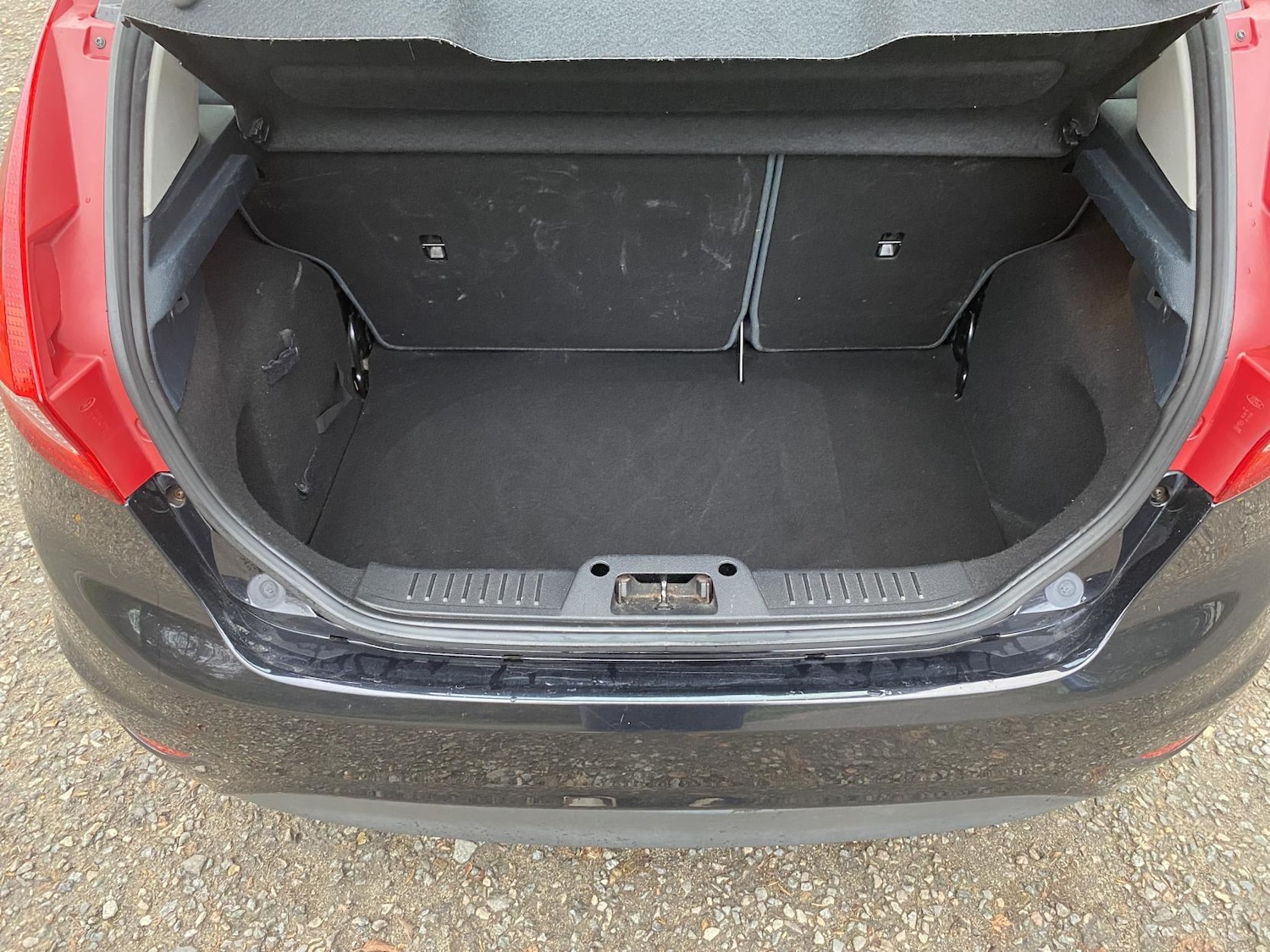 Used Ford Fiesta 2011 for sale - 76731138: Photo 9