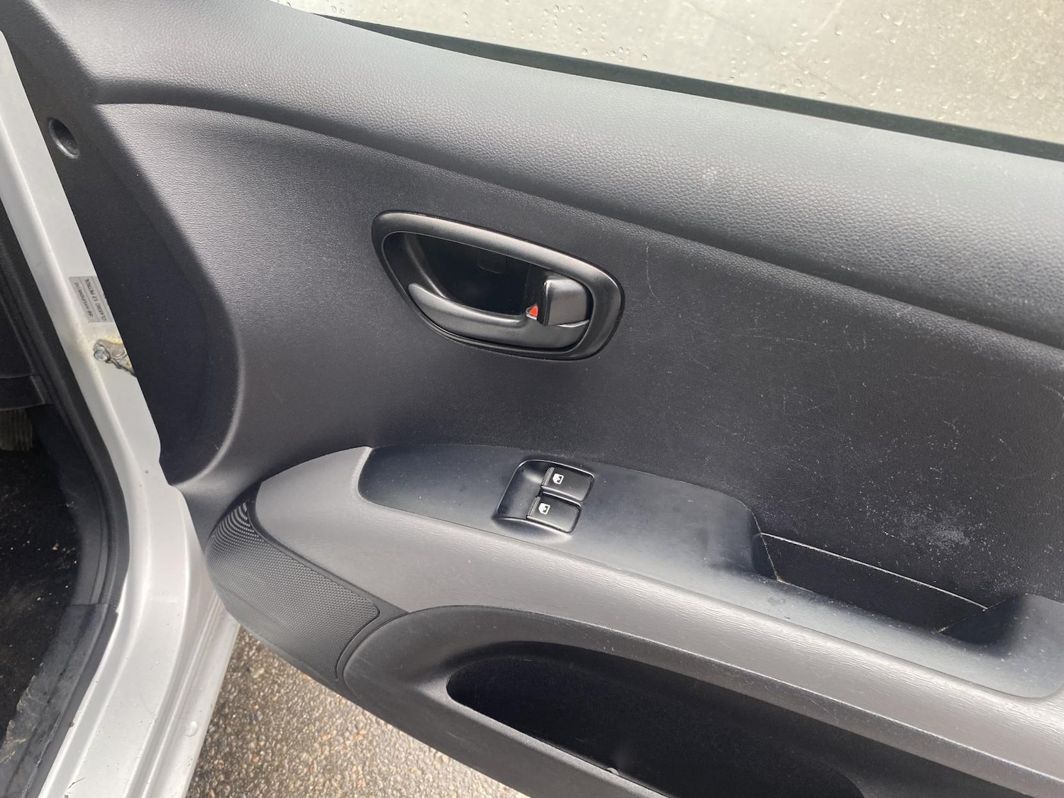 Used Hyundai i10 2010 for sale - 77466069: Photo 16