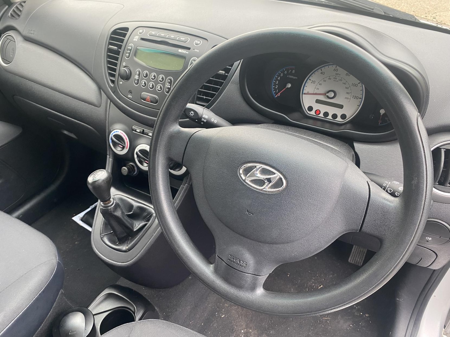 Used Hyundai i10 2010 for sale - 77466069: Photo 17