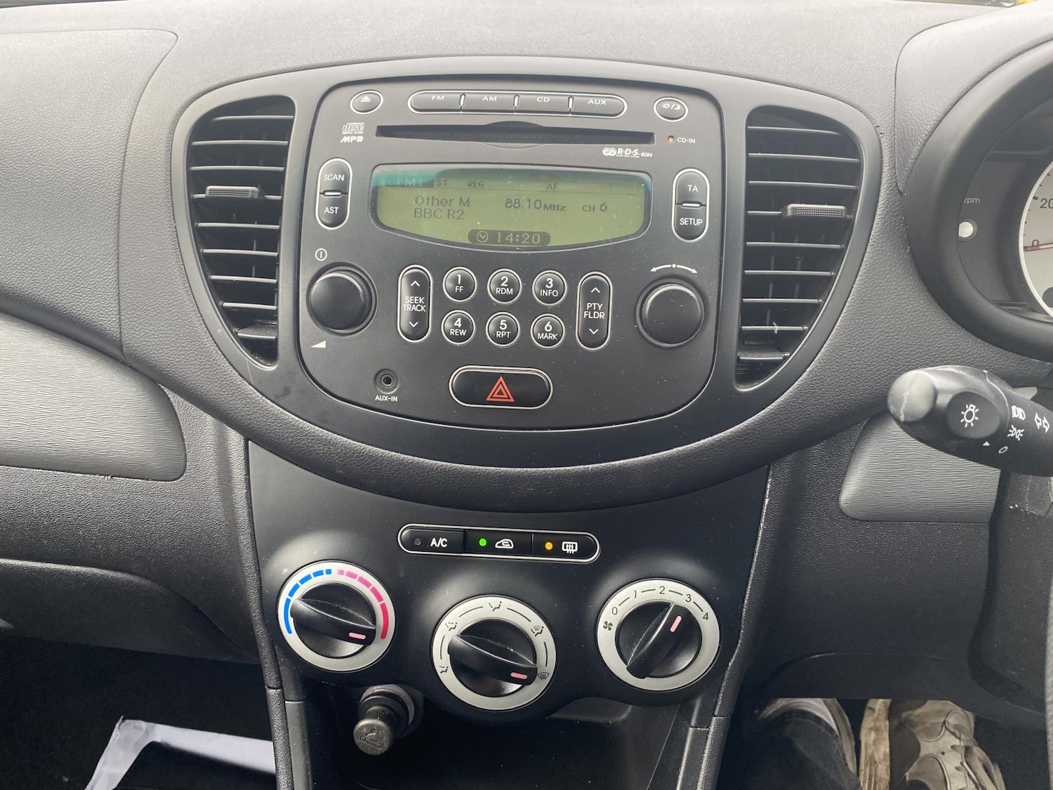 Used Hyundai i10 2010 for sale - 77466069: Photo 21