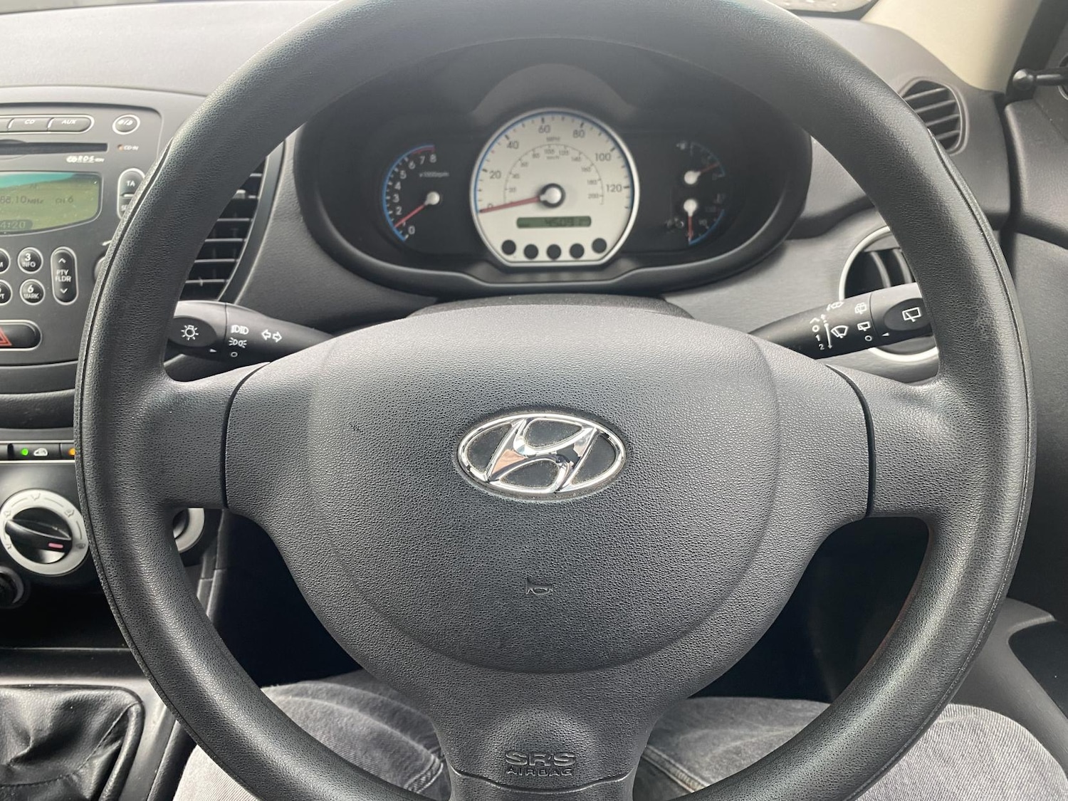 Used Hyundai i10 2010 for sale - 77466069: Photo 22