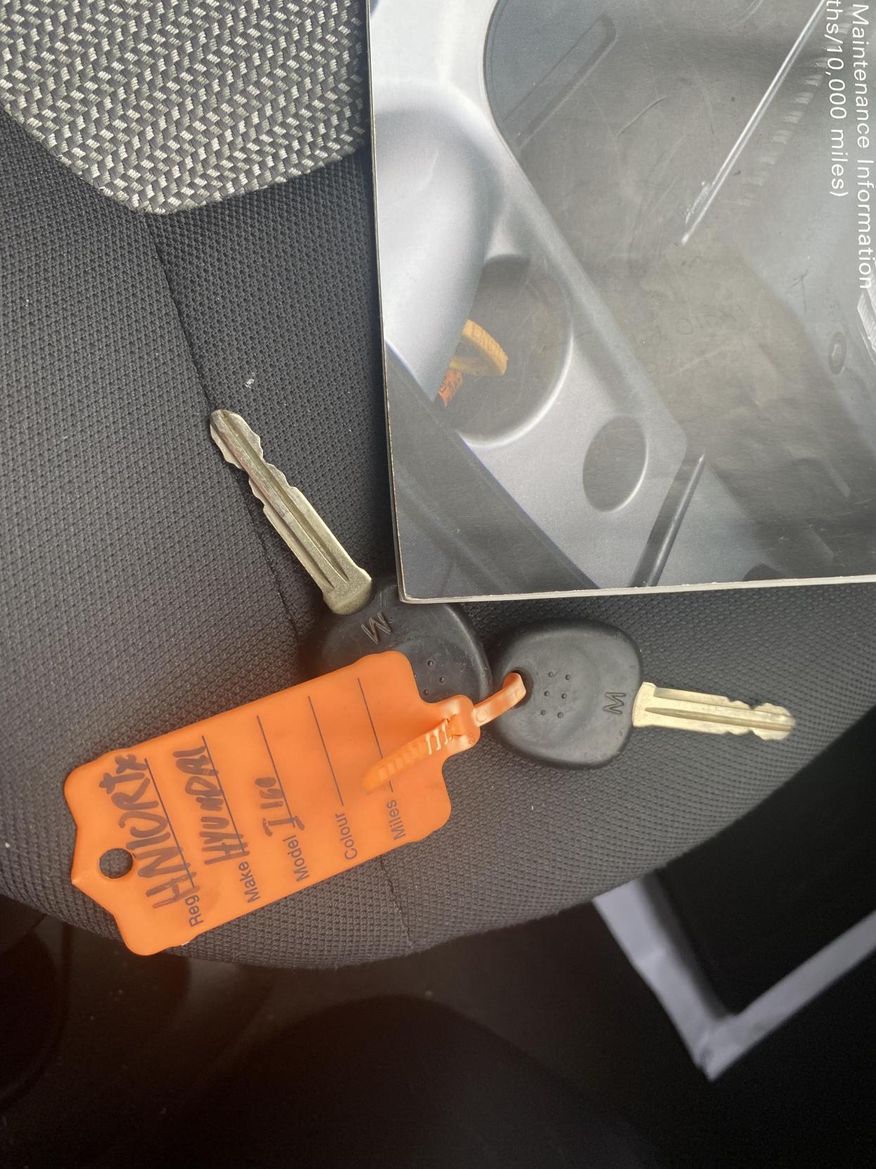 Used Hyundai i10 2010 for sale - 77466069: Photo 26