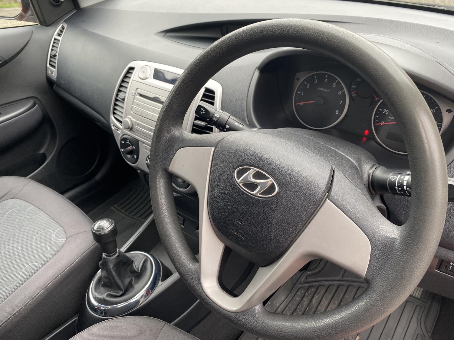 Used Hyundai i20 2011 for sale - 77326494: Photo 25