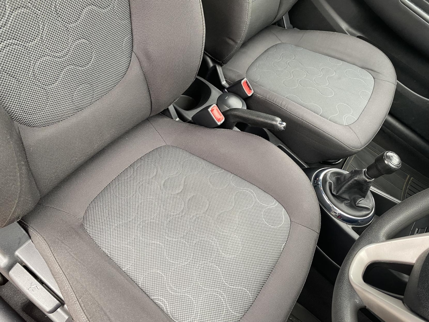 Used Hyundai i20 2011 for sale - 77326494: Photo 26