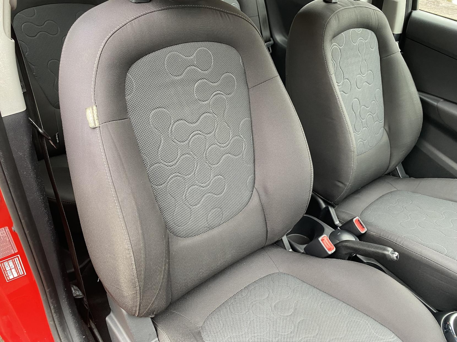 Used Hyundai i20 2011 for sale - 77326494: Photo 27