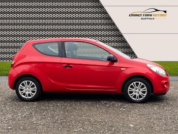 Used Hyundai i20 2011 for sale - 77326494: Photo