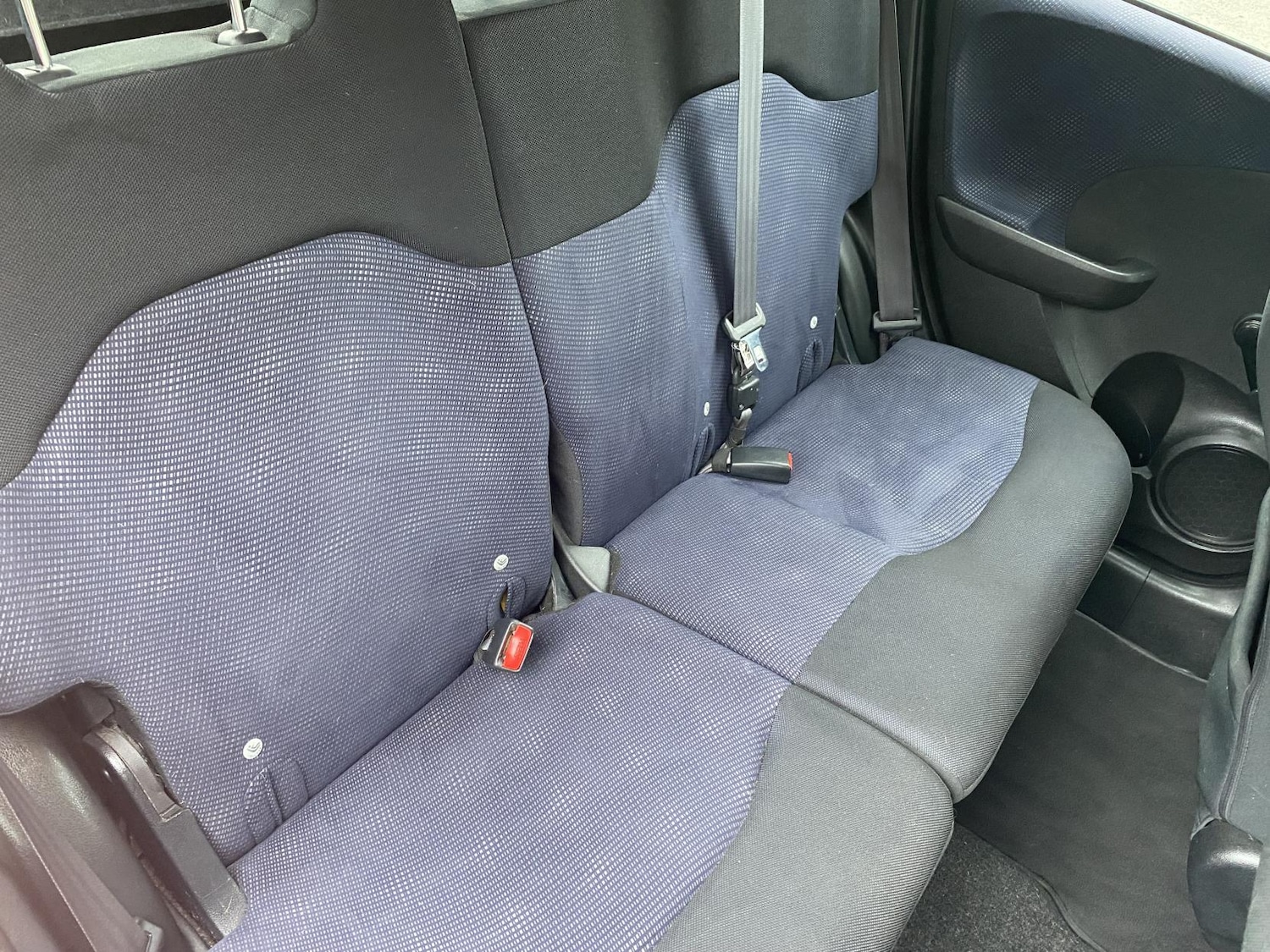 Used Honda Jazz 2011 for sale - 77289554: Photo 24