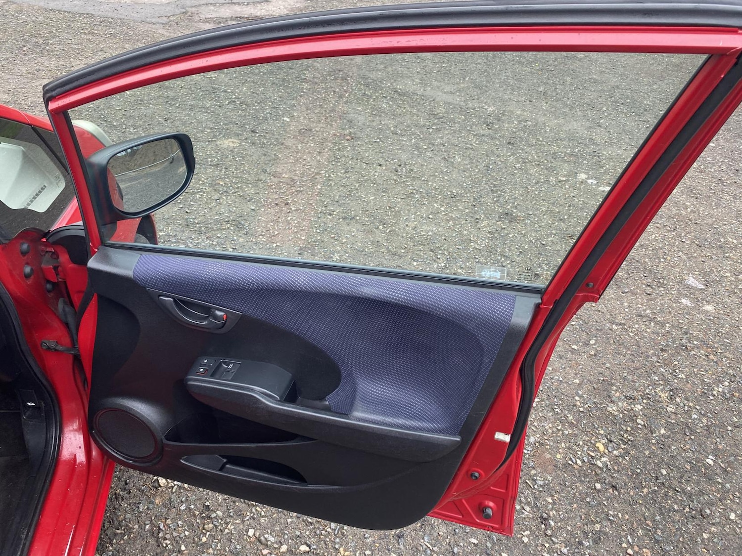 Used Honda Jazz 2011 for sale - 77289554: Photo 25