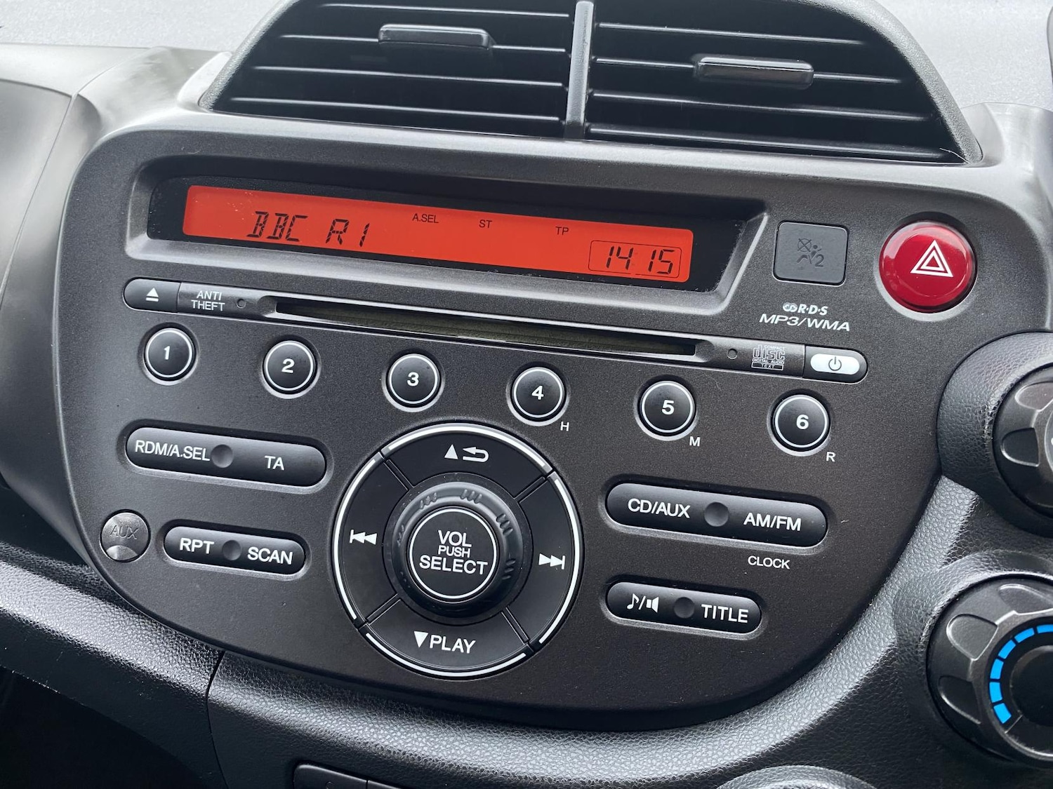 Used Honda Jazz 2011 for sale - 77289554: Photo 37