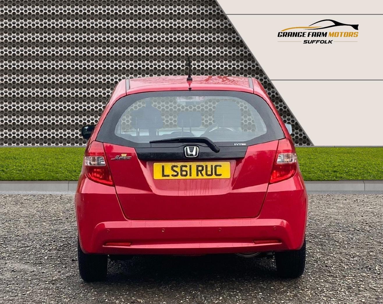 Used Honda Jazz 2011 for sale - 77289554: Photo 9