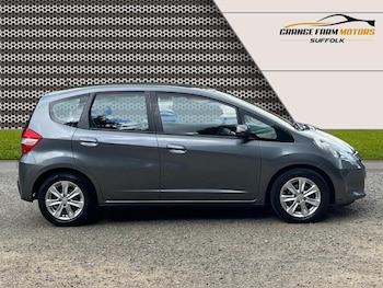Used Honda Jazz 2013 for sale - 79436588: Photo