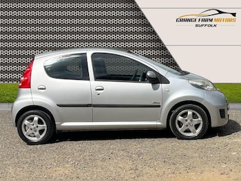 Used Peugeot 107 2010 for sale - 79491728: Photo