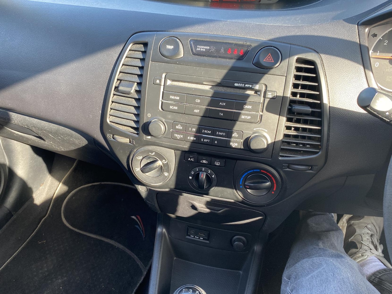 Used Hyundai i20 2009 for sale - 77767170: Photo 25