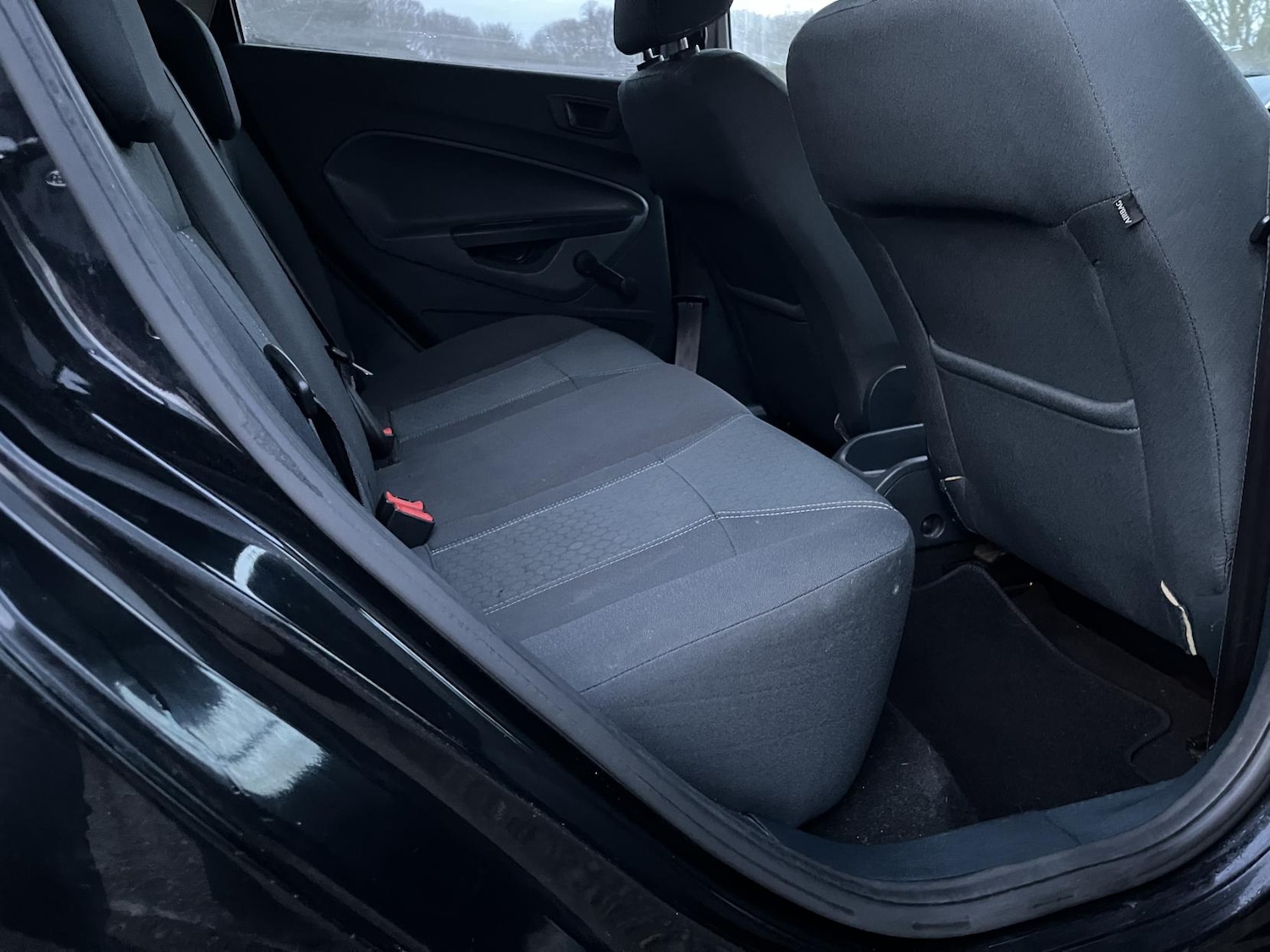 Used Ford Fiesta 2010 for sale - 77213853: Photo 21