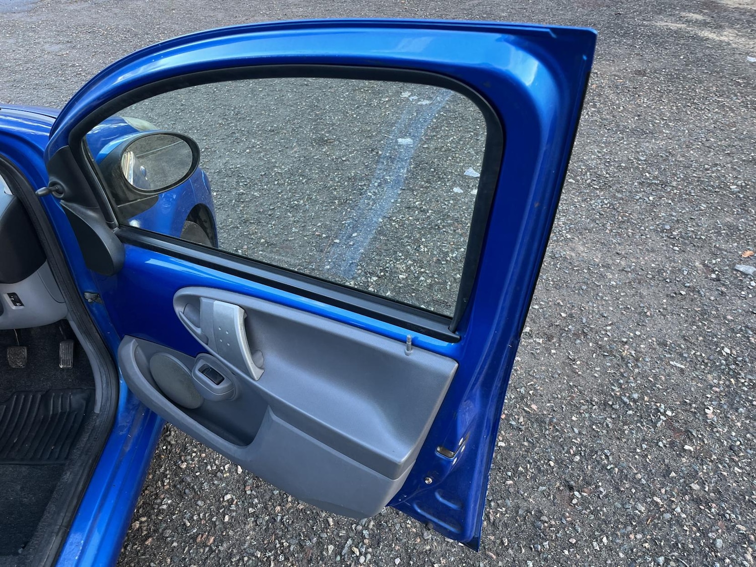 Used Toyota AYGO 2010 for sale - 77228519: Photo 25