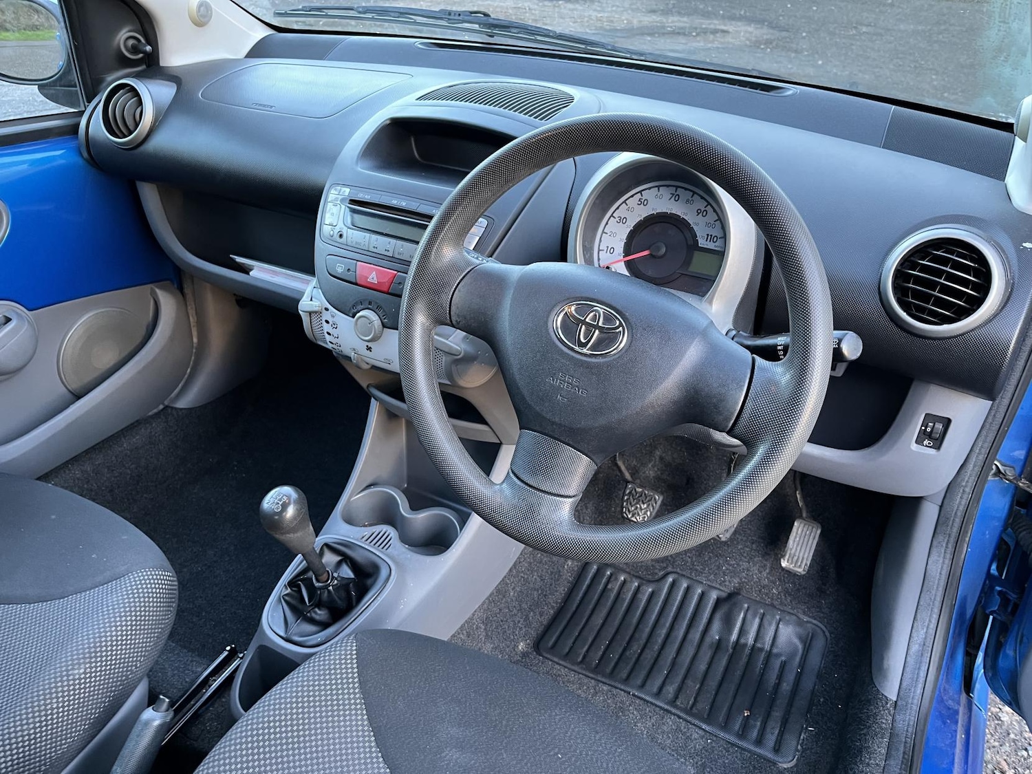 Used Toyota AYGO 2010 for sale - 77228519: Photo 30