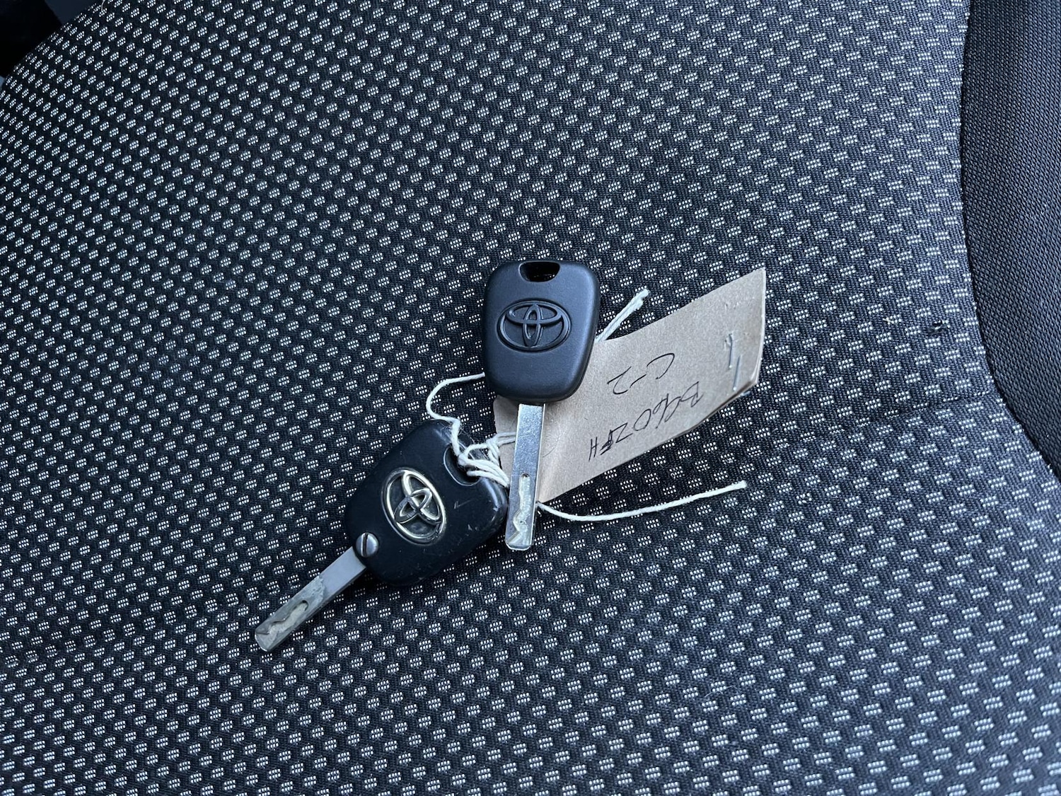 Used Toyota AYGO 2010 for sale - 77228519: Photo 33