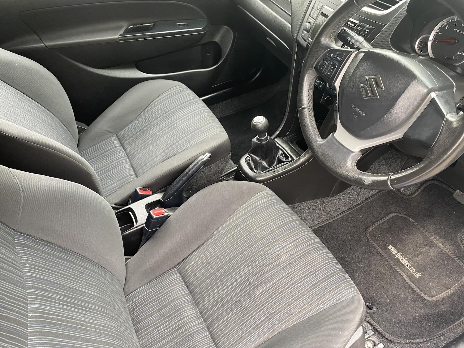 Used Suzuki Swift 2014 for sale - 76336029: Photo 23