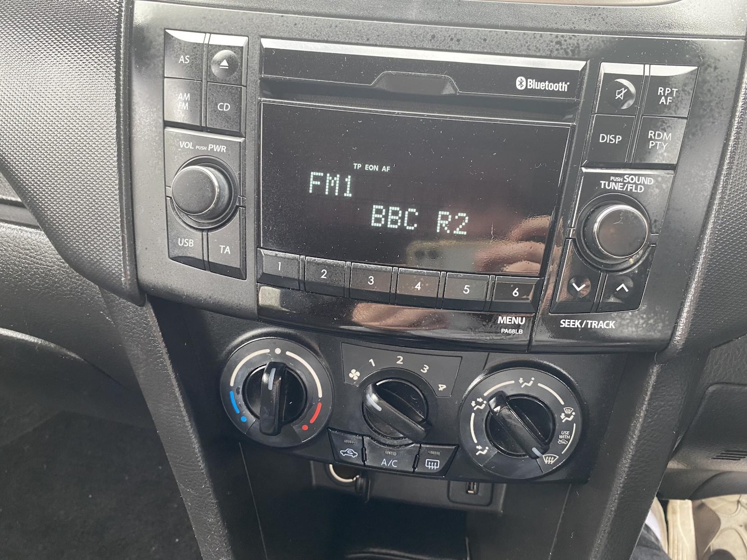 Used Suzuki Swift 2014 for sale - 76336029: Photo 33